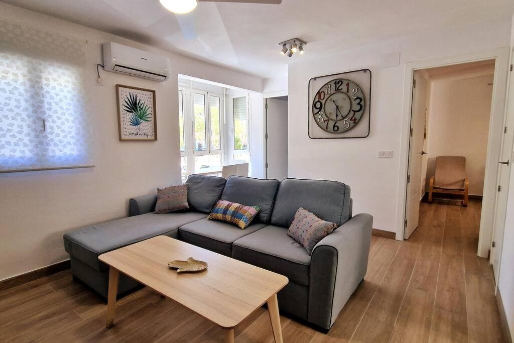 Moderno Apartamento Sevilla Zona Nervion. Wifi/Ac Exterior photo